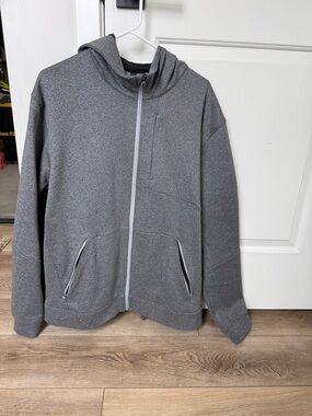 Men’s Lululemon Heather Gray Full-Zip Hoodie with Hood